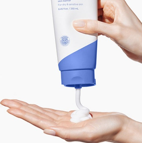 AESTURA Atobarrier 365 Body Cream 250ml from Korea ) by AESTURA