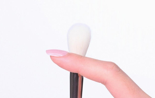 BANILA CO Highlighter Brush from Korea