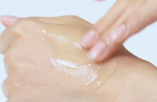 MEDI-PEEL Hyaluron Layer Mooltox Ampoule 30ml from Korea by MEDI-PEEL