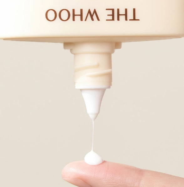 The History of Whoo Gongjinhyang Jinhaeyoon Sunquid 50ml from Korea by The History of Whoo