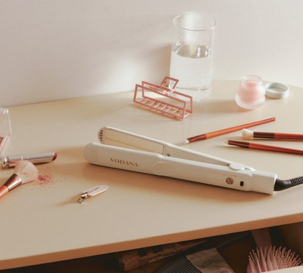 VODANA Soft Bar Flat Iron Ivory Mood Body, Free-voltage from Korea