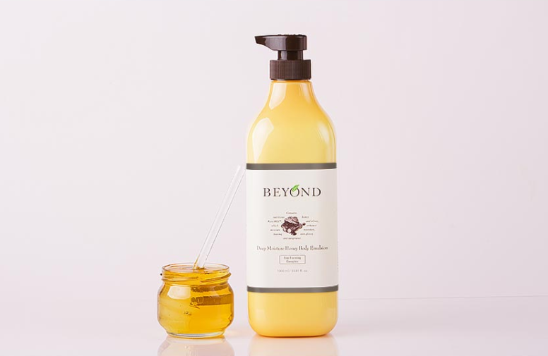 Beyond Deep Moisture Honey Shower Cream 1L from Korea by Beyond