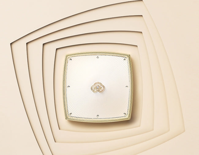 The History of Whoo Gongjinhyang:Mi Velvet Powder Pact 12g(2 Colours) from Korea by The History of Whoo