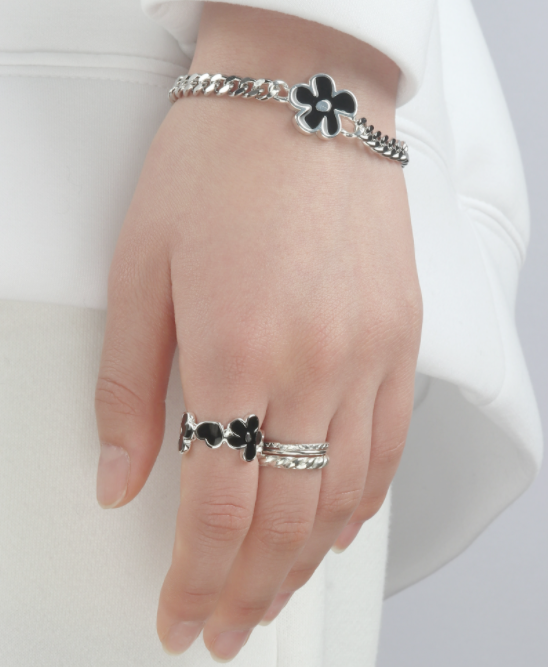 Nonenon Bloom Patch Ring(SILVER)_#Celebrity Accessory #(G)I-DLE-MIYEON #RED VELVET-SEULGI #CIIPHER-WON from Korea_H1 by Nonenon