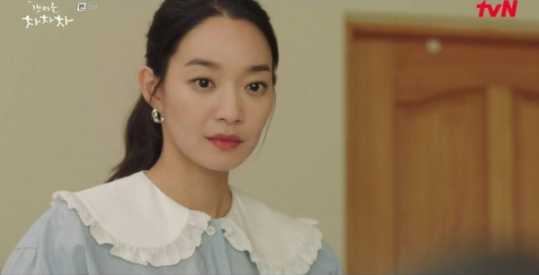 roaju Glossy Hoop Earring_Celebrity Accessory #Shin mina in K-Drama 'Hometown Cha-Cha-Cha' from Korea_H1 by roaju