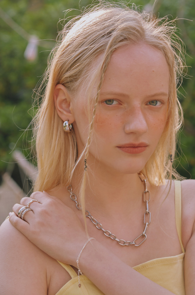 roaju Glossy Hoop Earring_Celebrity Accessory #Shin mina in K-Drama 'Hometown Cha-Cha-Cha' from Korea_H1 by roaju