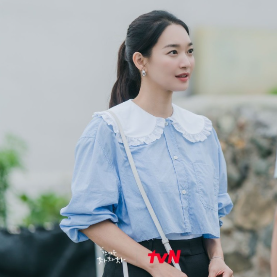 roaju Glossy Hoop Earring_Celebrity Accessory #Shin mina in K-Drama 'Hometown Cha-Cha-Cha' from Korea_H1 by roaju