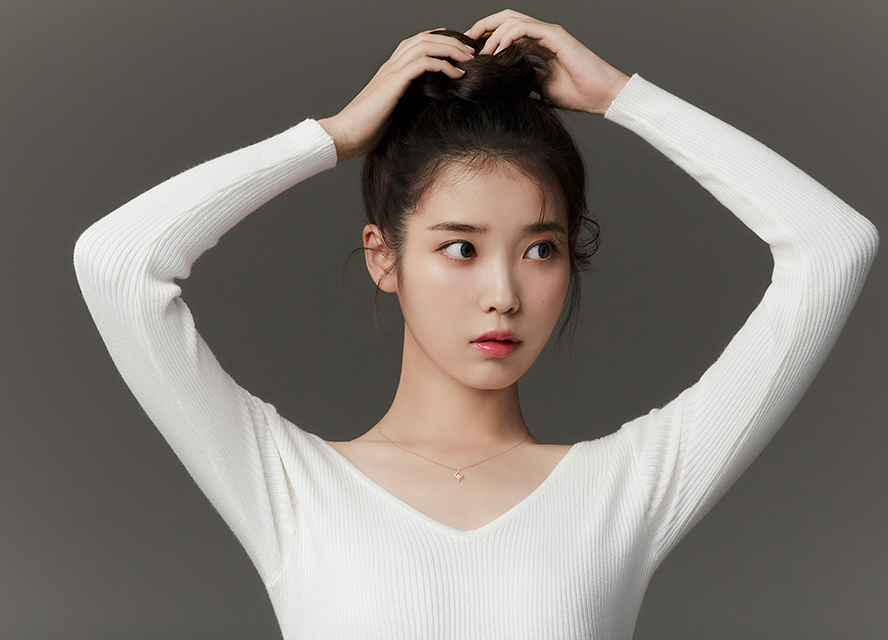 J.ESTINA J CUBE Necklace #Celebrity Accessory #IU from Korea _H1 by J.ESTINA
