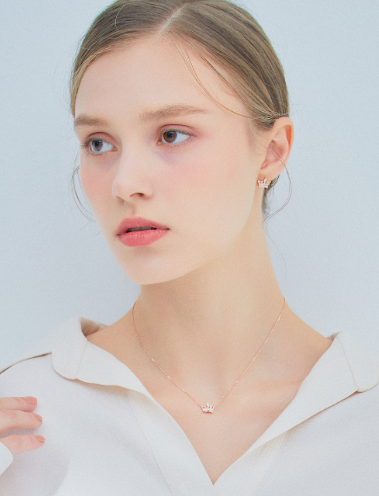 J.ESTINA Tiara Necklace #Celebrity Accessory #IU from Korea _H1 by J.ESTINA