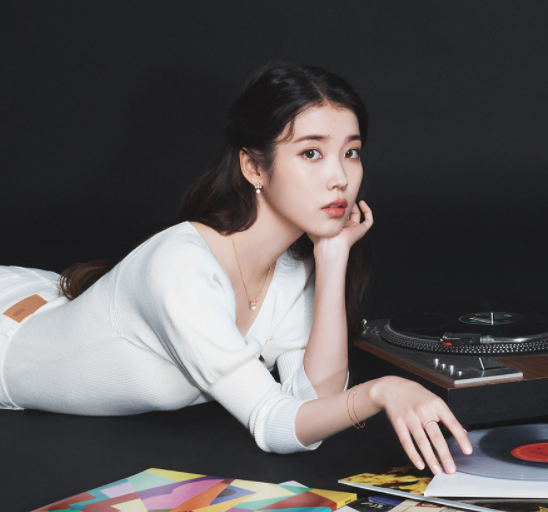 J.ESTINA Tiara Necklace (Pearl White ) #Celebrity Accessory #IU from Korea _H1 by J.ESTINA