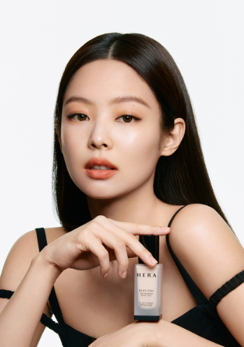HERA Silky Stay 24H Longwear Foundation 30g, SPF20/PA++, 12 Colours from Korea + Sample(1 Item) by HERA