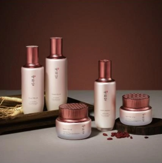 THE FACE SHOP Yehwadam Heaven Grade Ginseng Rejuvenating Emulsion 140ml from Korea_M by THE FACE SHOP Yehwadam