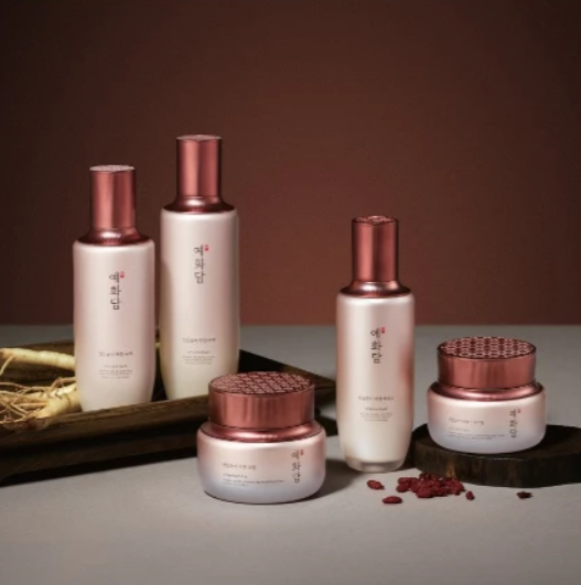 THE FACE SHOP Yehwadam Heaven Grade Ginseng Rejuvenating Cream 50ml from Korea by THE FACE SHOP Yehwadam